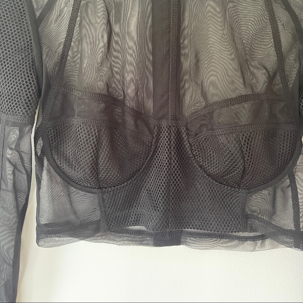 House of CB/ MISTRESS ROCKS long sleeve mesh crop top